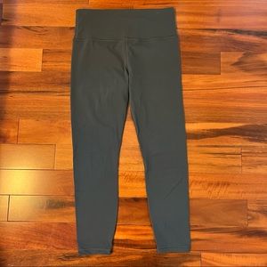 ATHLETA ULTRA HIGH RISE ELATION 7/8 TIGHT EUC